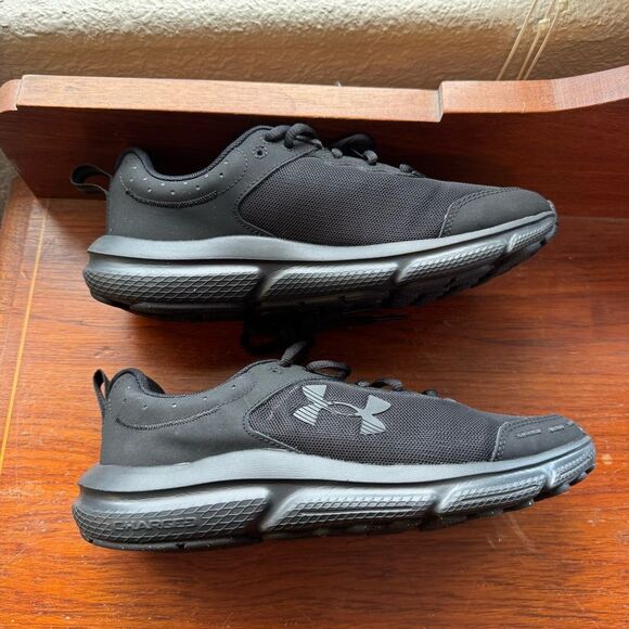 Under Armour Men's Charged Assert 10 Running Shoe 7 NWOT - Picture 4 of 10